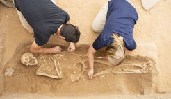 Ausgrabung auf dem philistinischen Friedhof der Stadt Ashkelon.