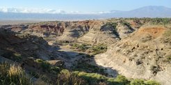 Die Oldupai-Schlucht in Tansania, ein wichtiger Ort für Studien über die menschliche Evolution, leidet unter Trockenheit und kürzeren, unregelmäßigeren Regenfällen